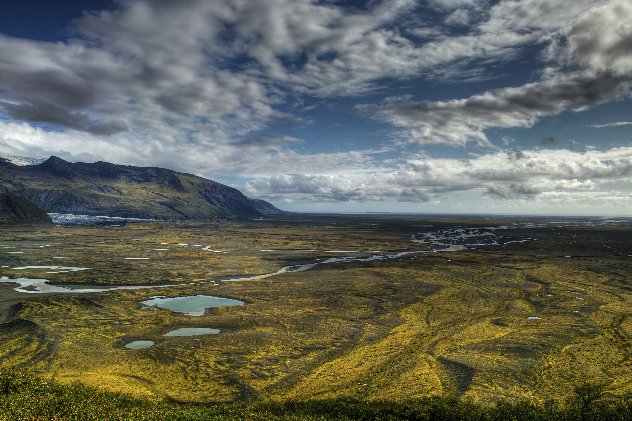 3. Game of Thrones-Skaftafell National park-credit Wild-Places-iStock_www.istockphoto.com:photo:skaftafell-nationalpark-gm182436309-11769642