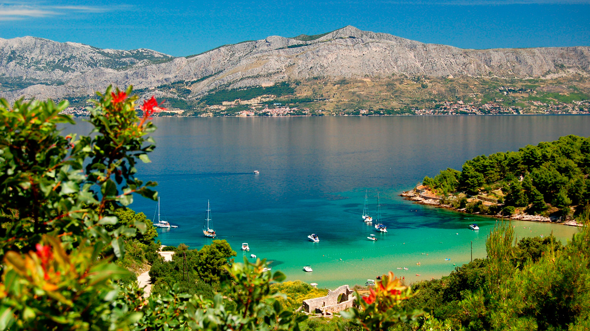 Lovrecina-beach-on-Brac-island