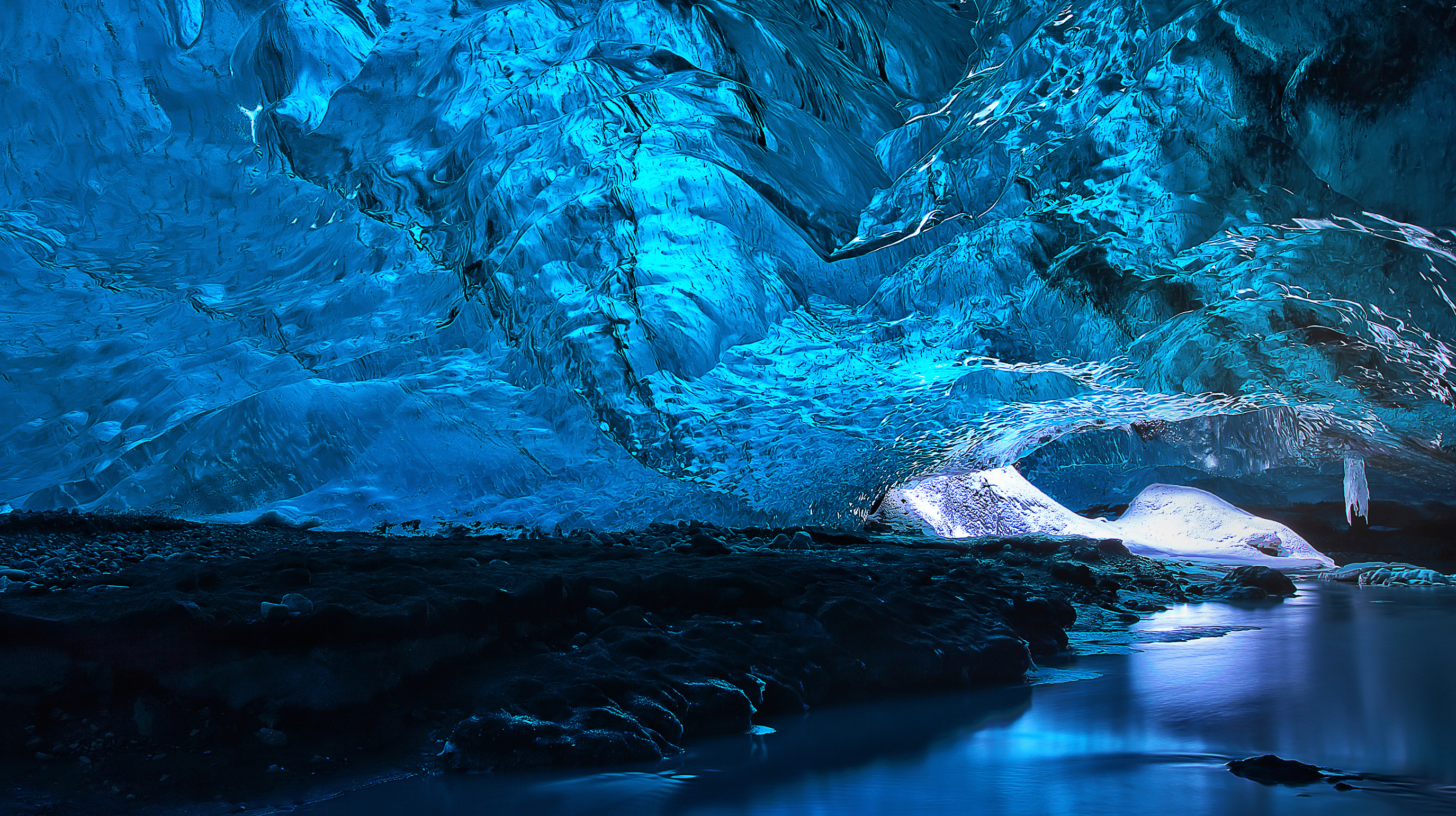 13 Beautiful Reasons to Visit Iceland
