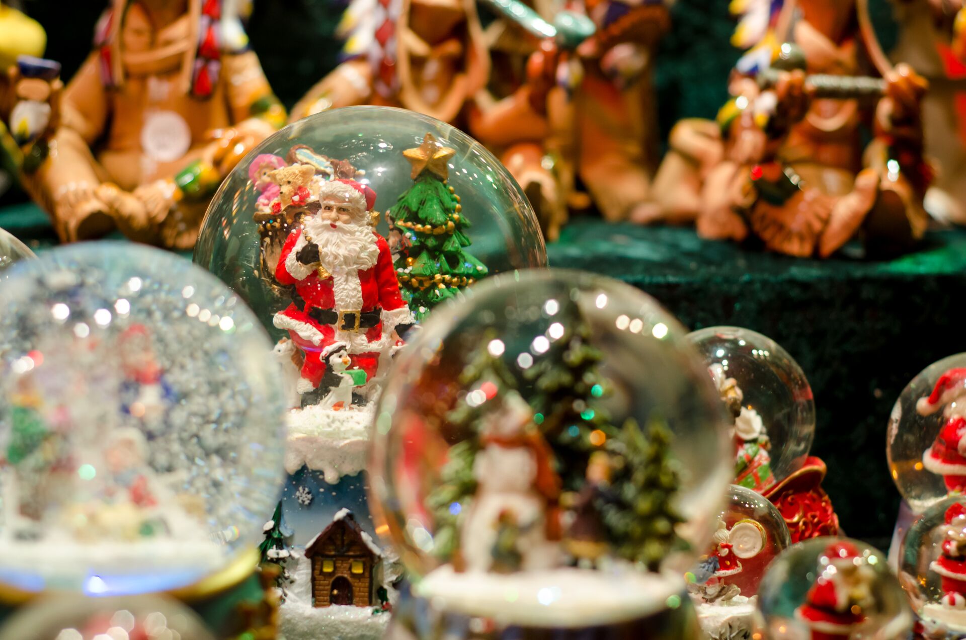 christmas trinkets at Berlin market