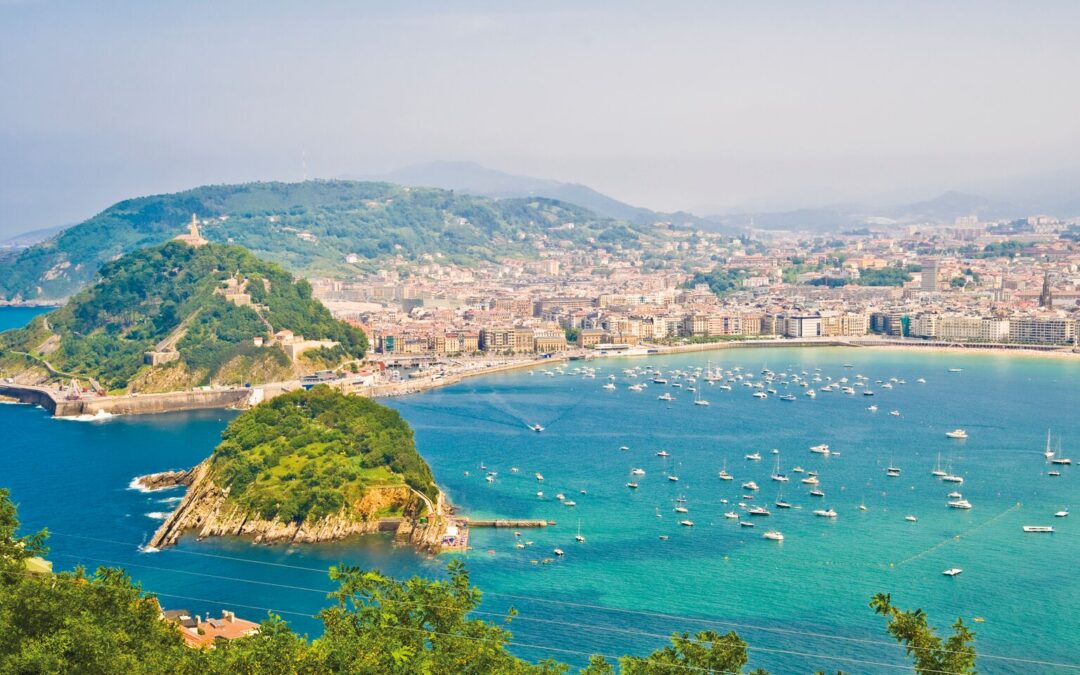 Real Guests Lyn and Kim Review Northern Spain