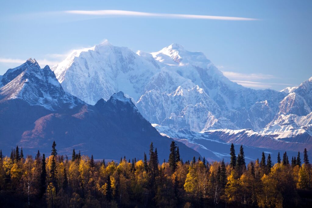 Mountians and fall colours in Alaska
