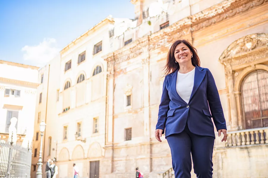 Large Elena Terminiello Travel Director