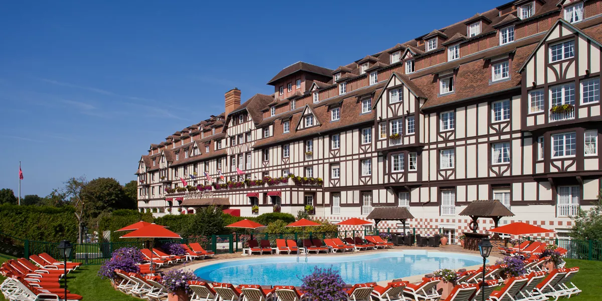 Hotel Barriere L Hotel Du Golf Deauville France Exterior Pool