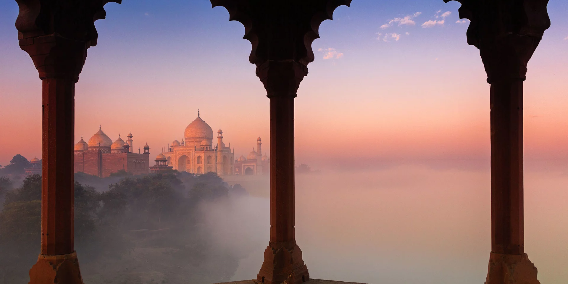 Scenic view of the Taj Mahal at dusk in Agra, India