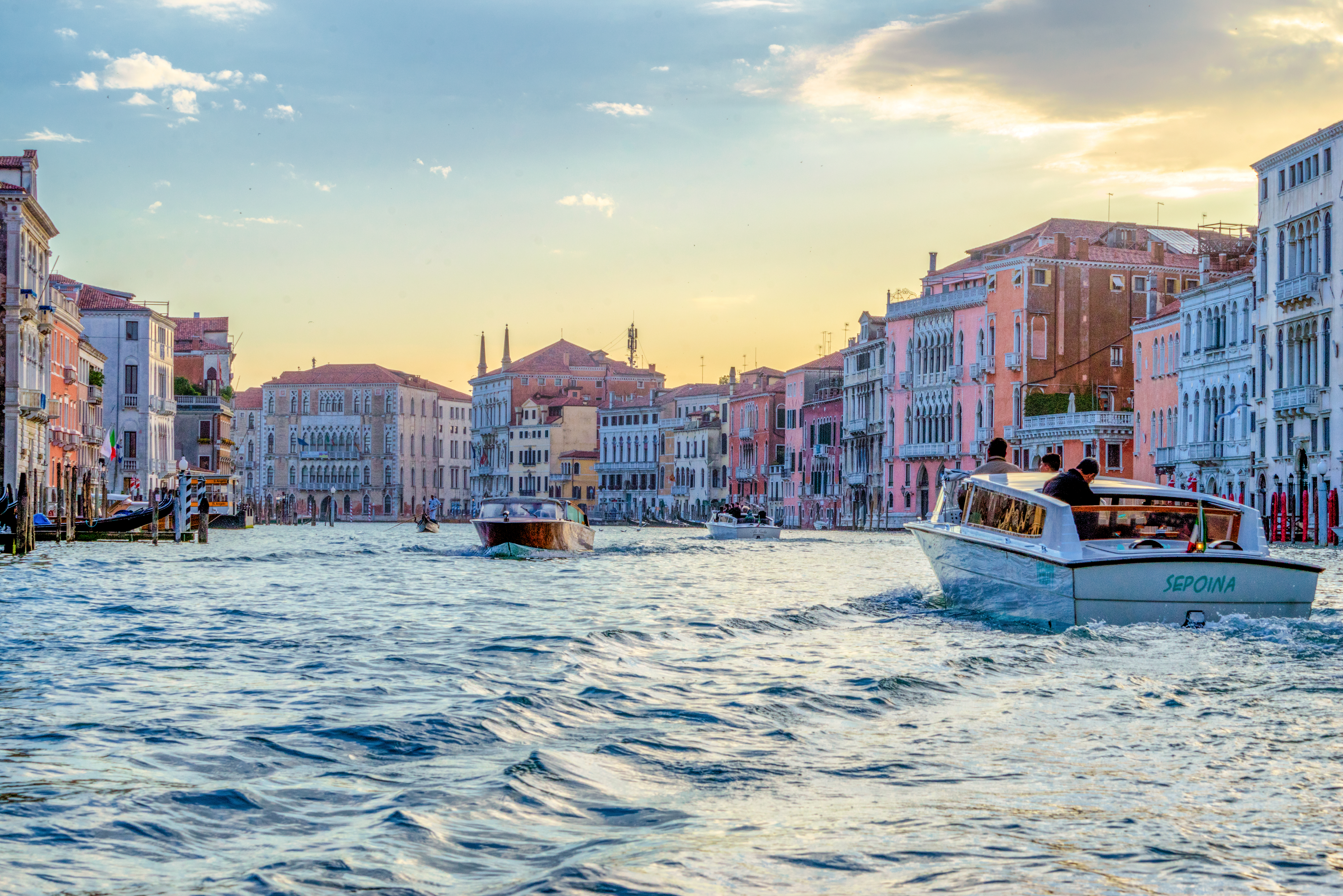 Travel to Italy with Our Business Class Air Offer