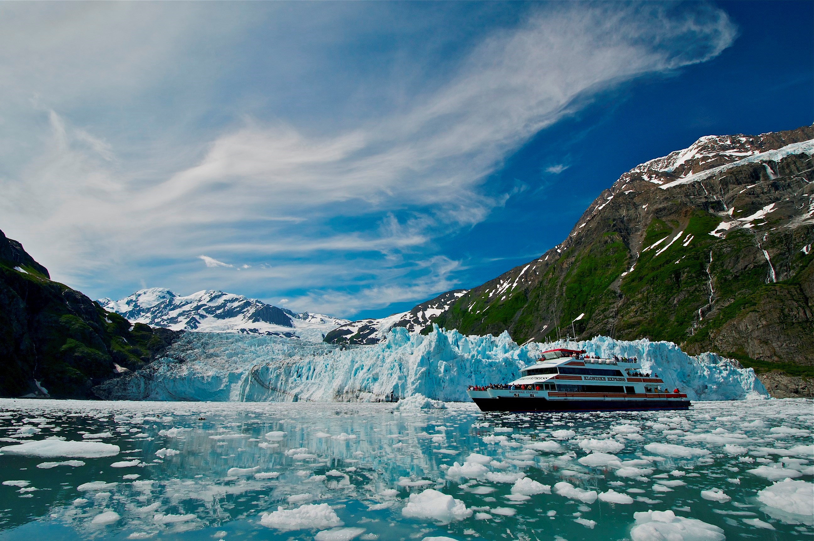 Glacier Cruise at Whittier in Alaska, USA
