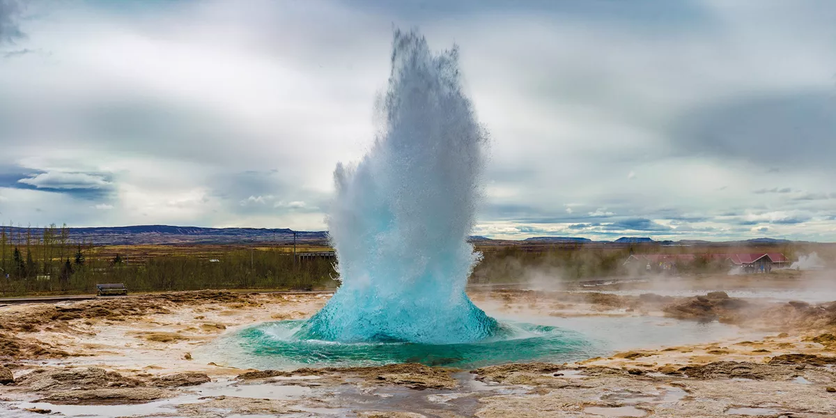 Natural Wonders of Iceland Guided Tour