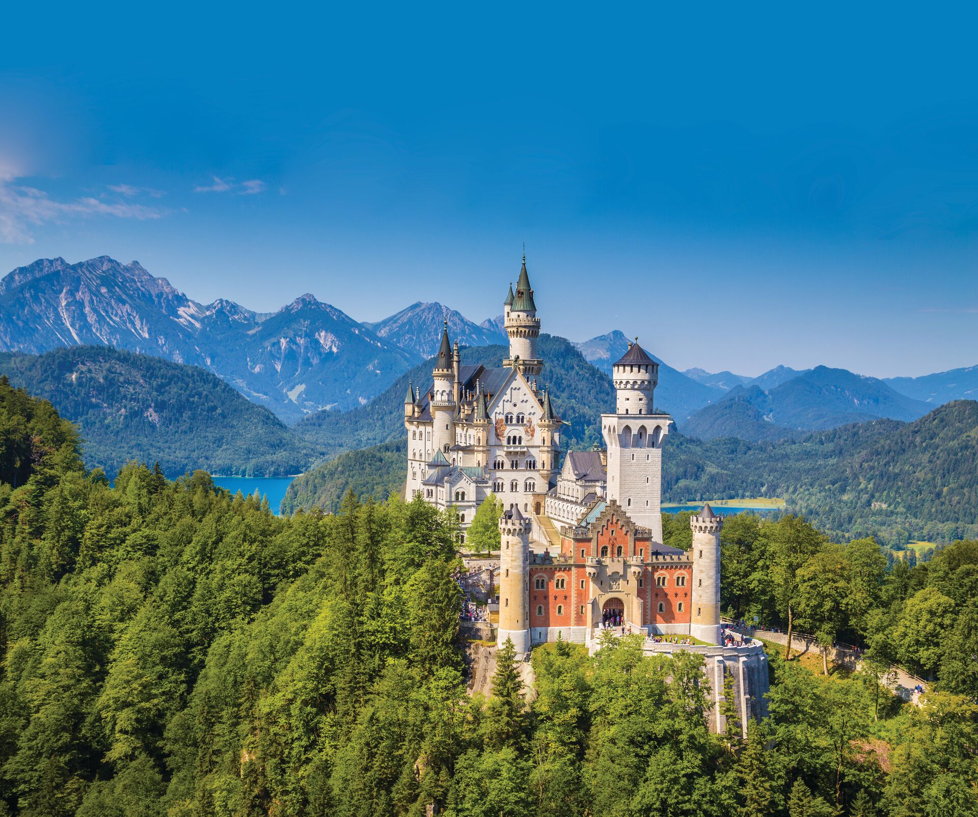 Large Insight Vacations ONLY Bought Image SHUTTERSTOCK Neuschwanstein