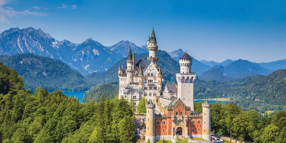 Large Insight Vacations ONLY Bought Image SHUTTERSTOCK Neuschwanstein