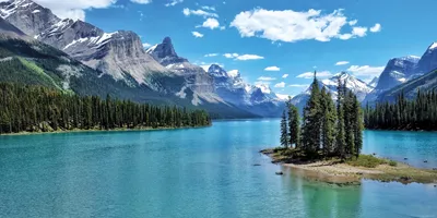 Canadian Rockies and the Pacific Coast Guided Tour