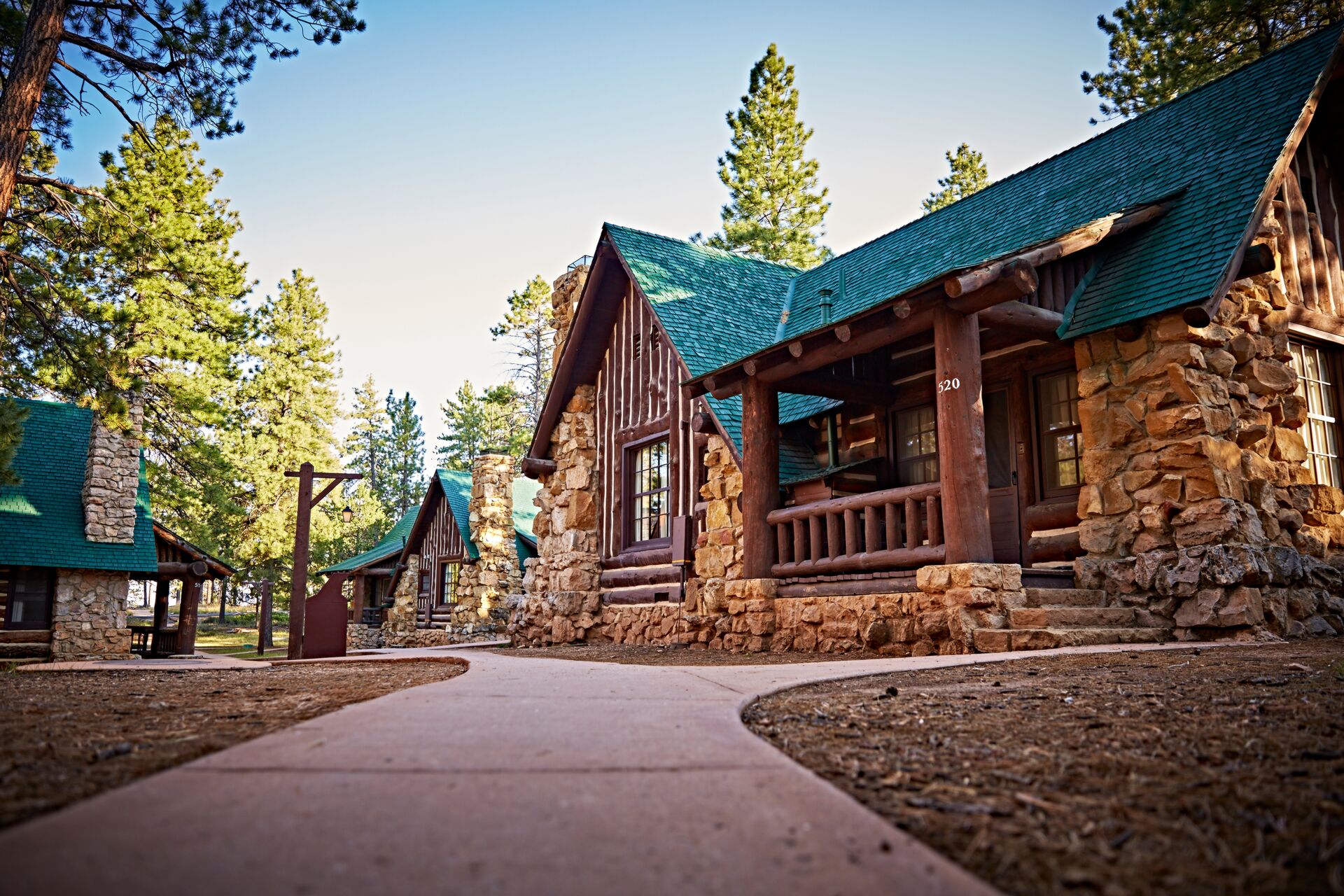 Large The Lodge Bryce Canyon Utah Usa Exterior 1