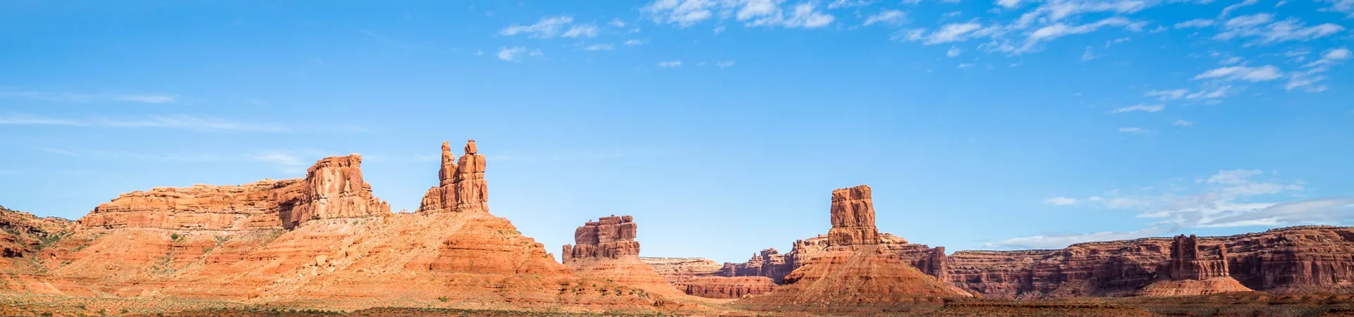 Dirt Road Trail Through Southern Utah Towers Of Red Rock in USA