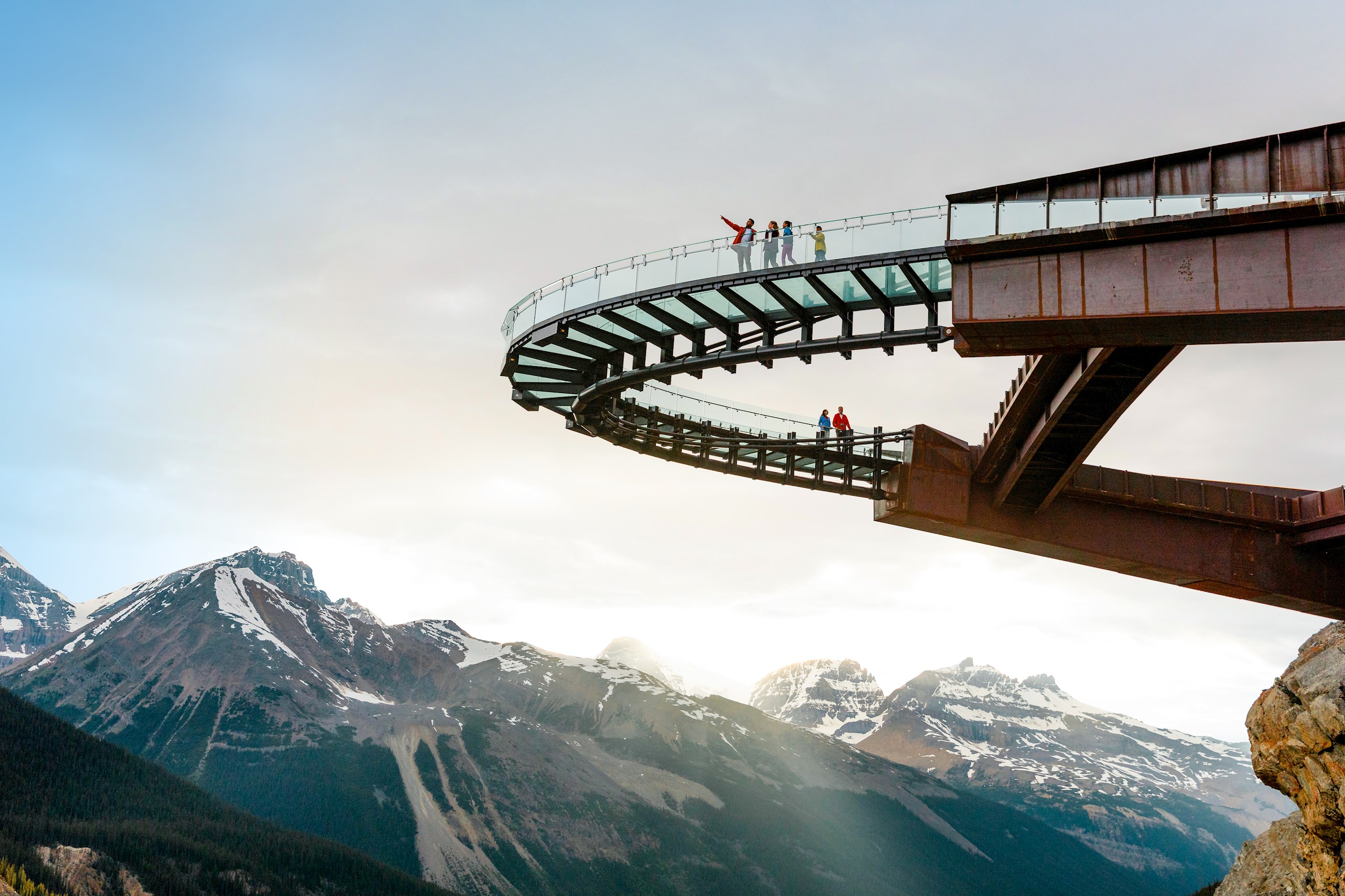 view-glacier-skywalk-columbia-icefield.jpg