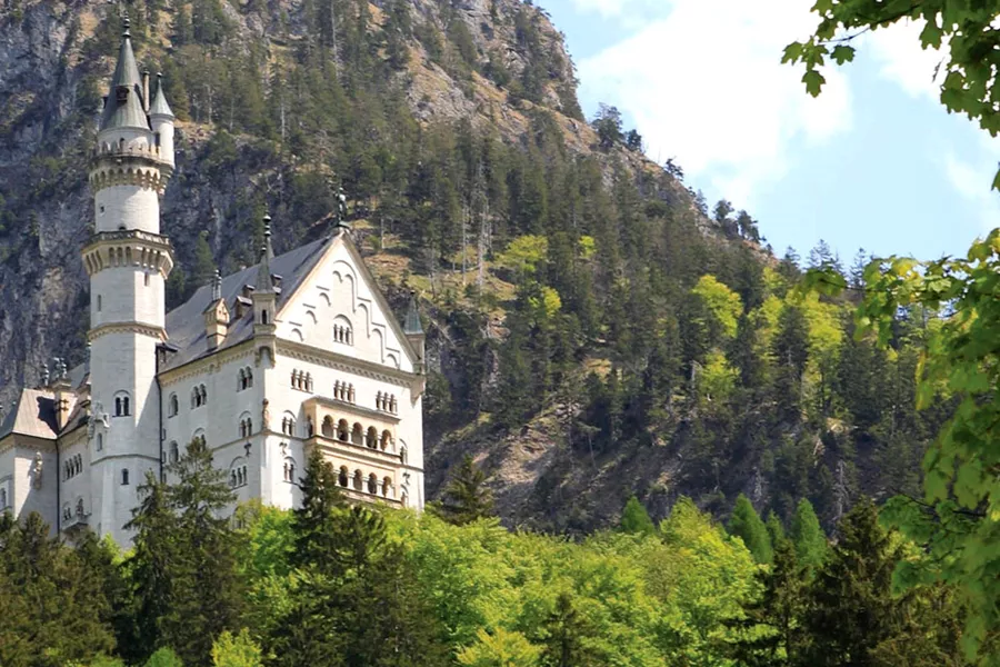Liechtenstein Guided Tours and Travel Guide