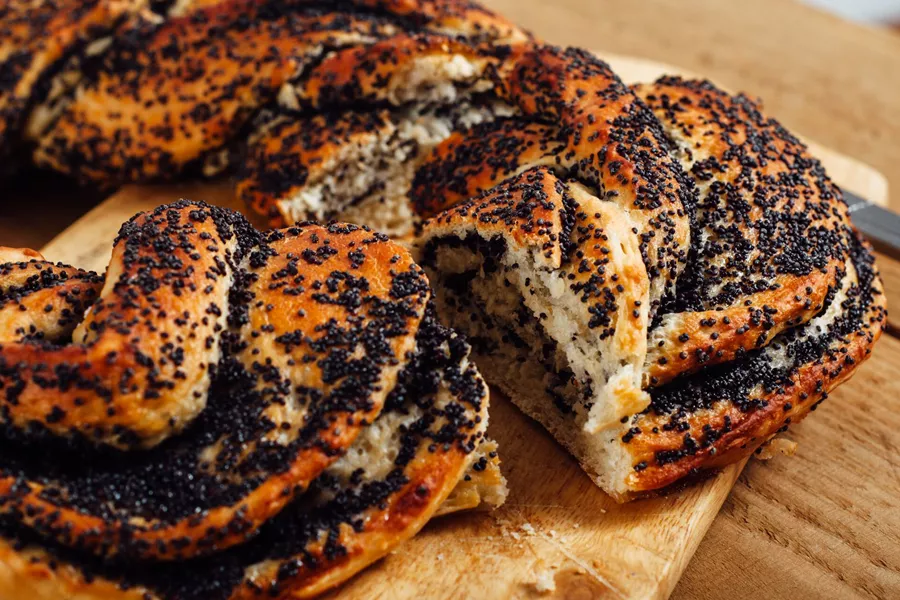 Large Estonian Pastry Kringel With Poppy Seeds 500017536