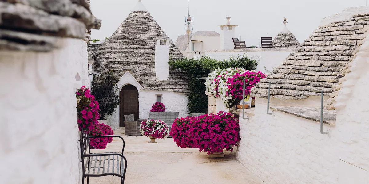 Country Roads Italy Alberobello Hero