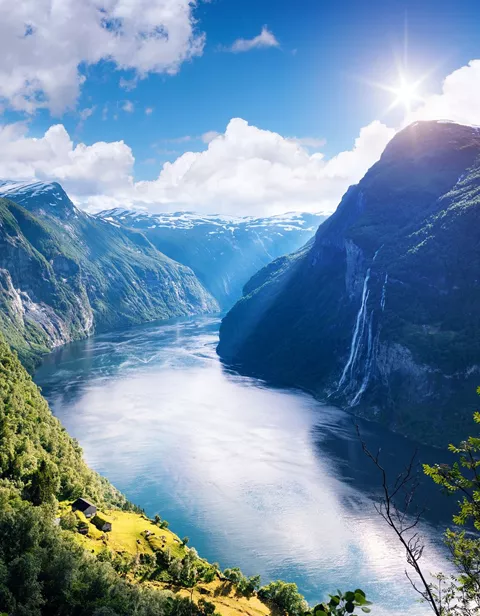 Large Geirangerfjord Fjord And The Seven Sisters Waterfall, Norway 980813392 (1)
