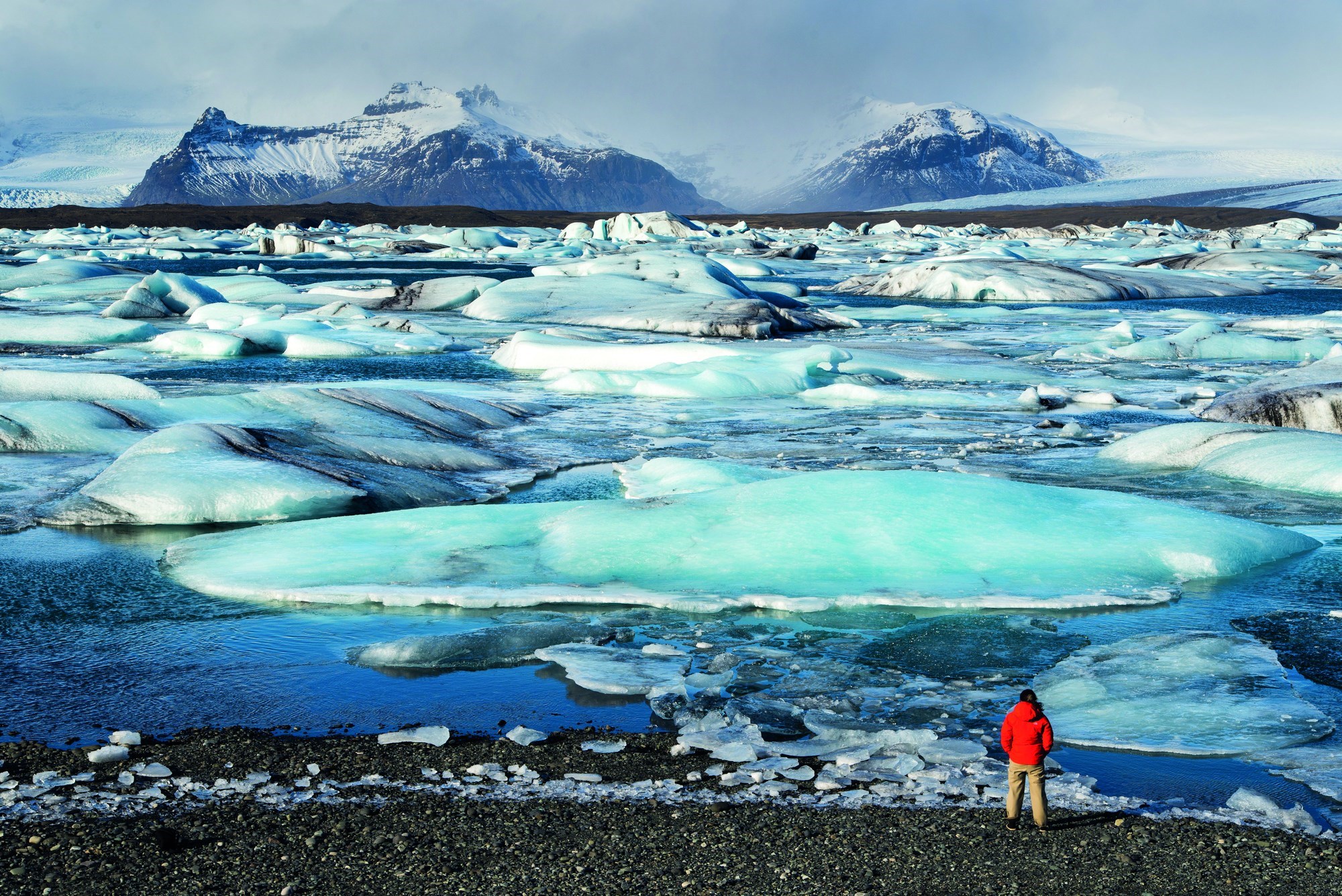 Glacial lagoon, Lake Jokulsarlon in Iceland