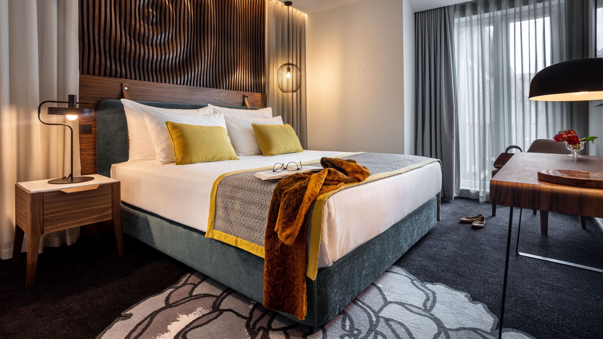 Large Pousada De Porto Hotel Portugal Room