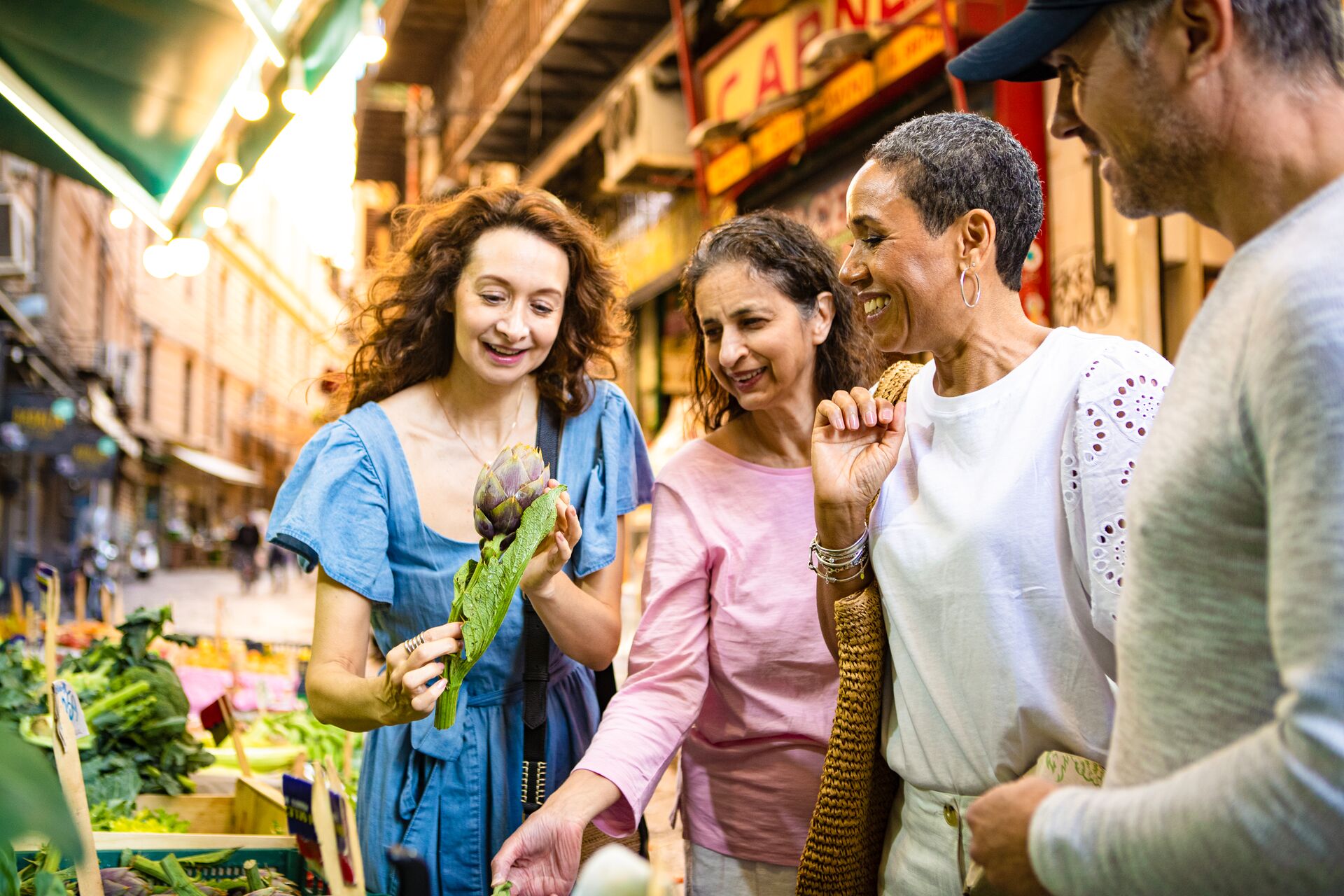 Large Guests At Vucciria Market (3)