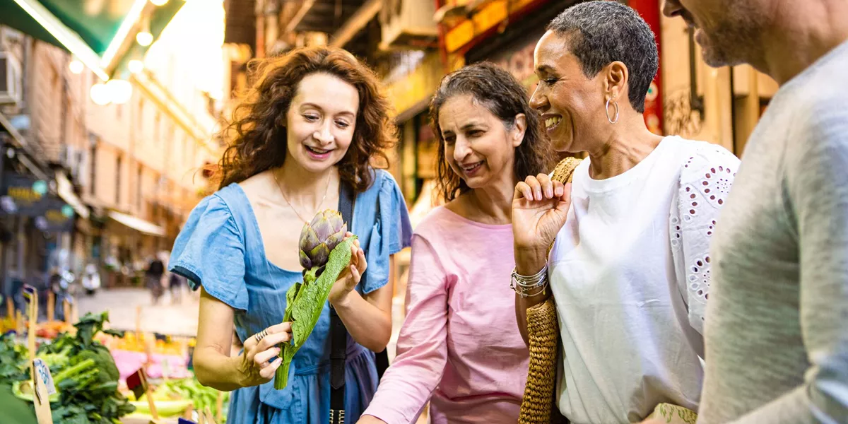 Large Guests At Vucciria Market (3)