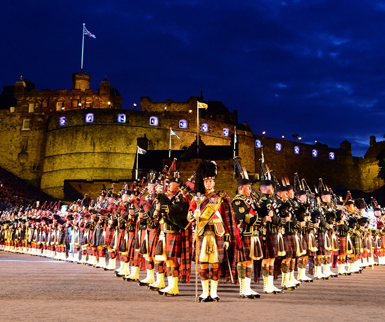 can you visit edinburgh castle during the tattoo