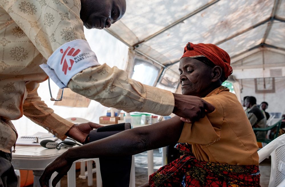 Medecins Sans Frontieres rescue of 95 people