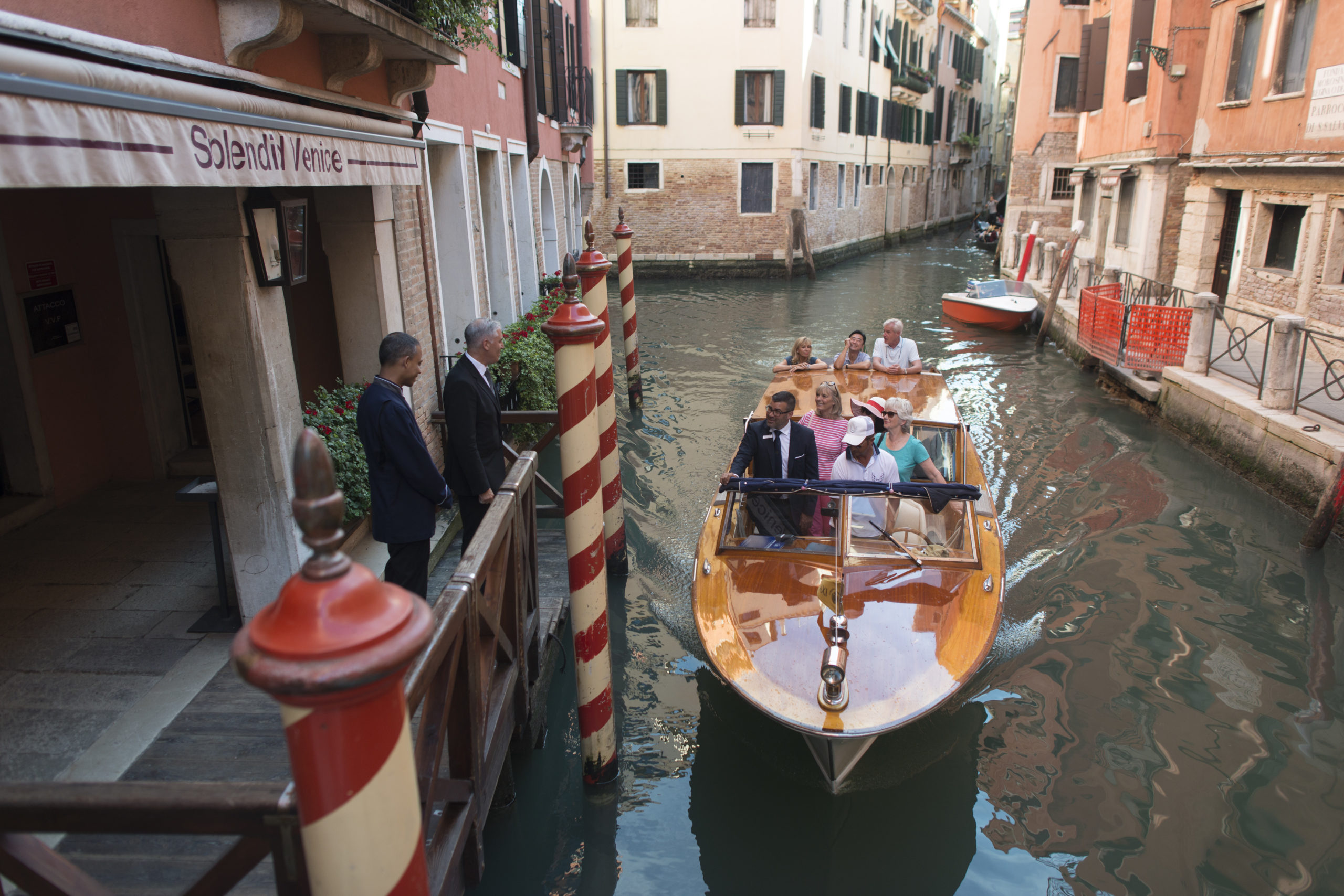 5 Benefits of Traveling on an Insight Vacations Small Group Tour