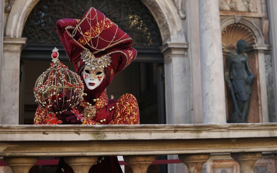 From Carnivals to Candle Races: 12 Months of Cultural Celebrations in Italy