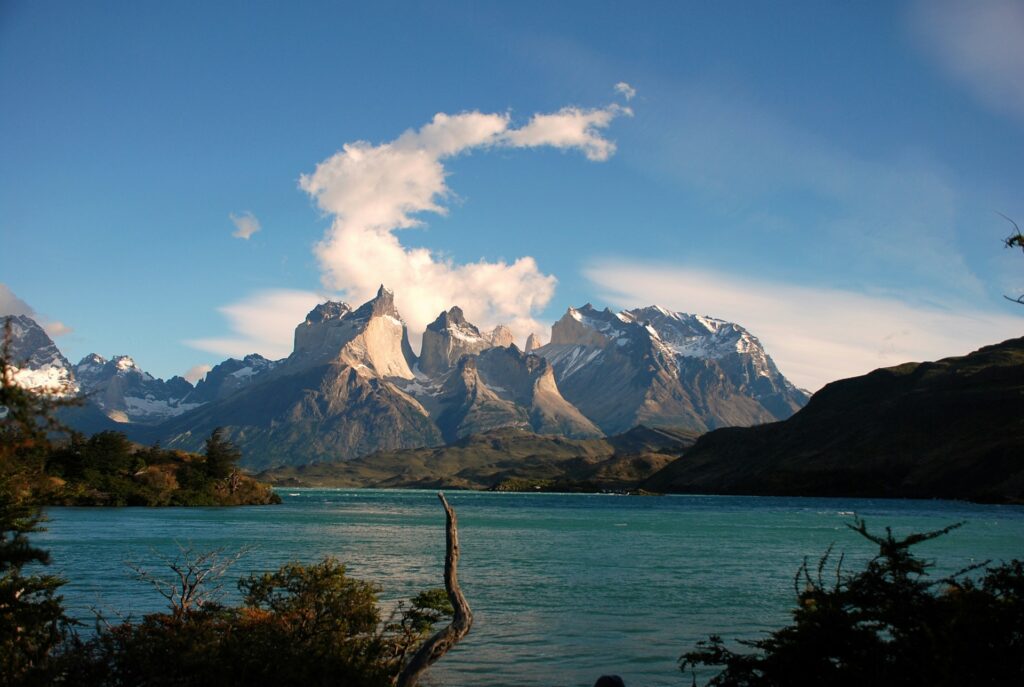View of mountains across a blue lake in Patagonia
